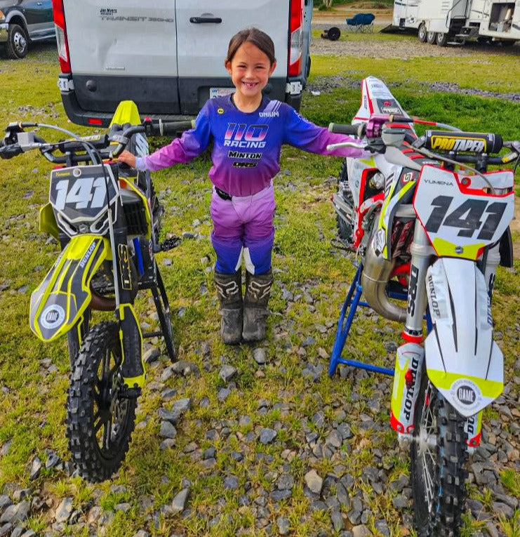 110 RACING // LE23 ICONIC YOUTH PANT - PURPLE